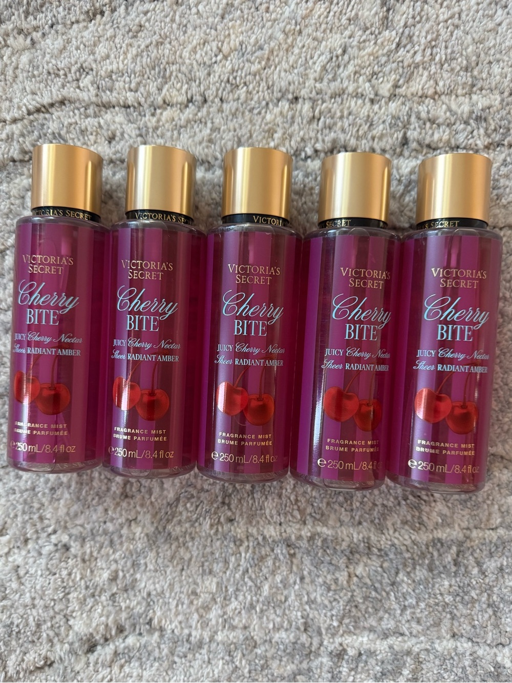 Victoria Secret- cherry bite fragrance mist